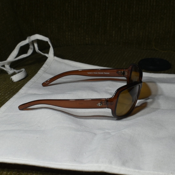 Yachter's Choice Sunglasses - Picture 5 of 7